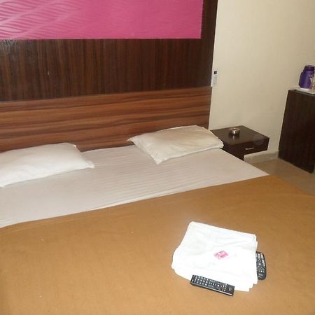 Hotel Canada Palace Watuwa 外观 照片