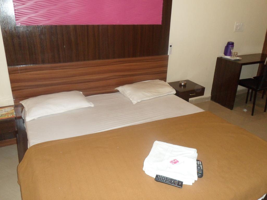 Hotel Canada Palace Watuwa 外观 照片