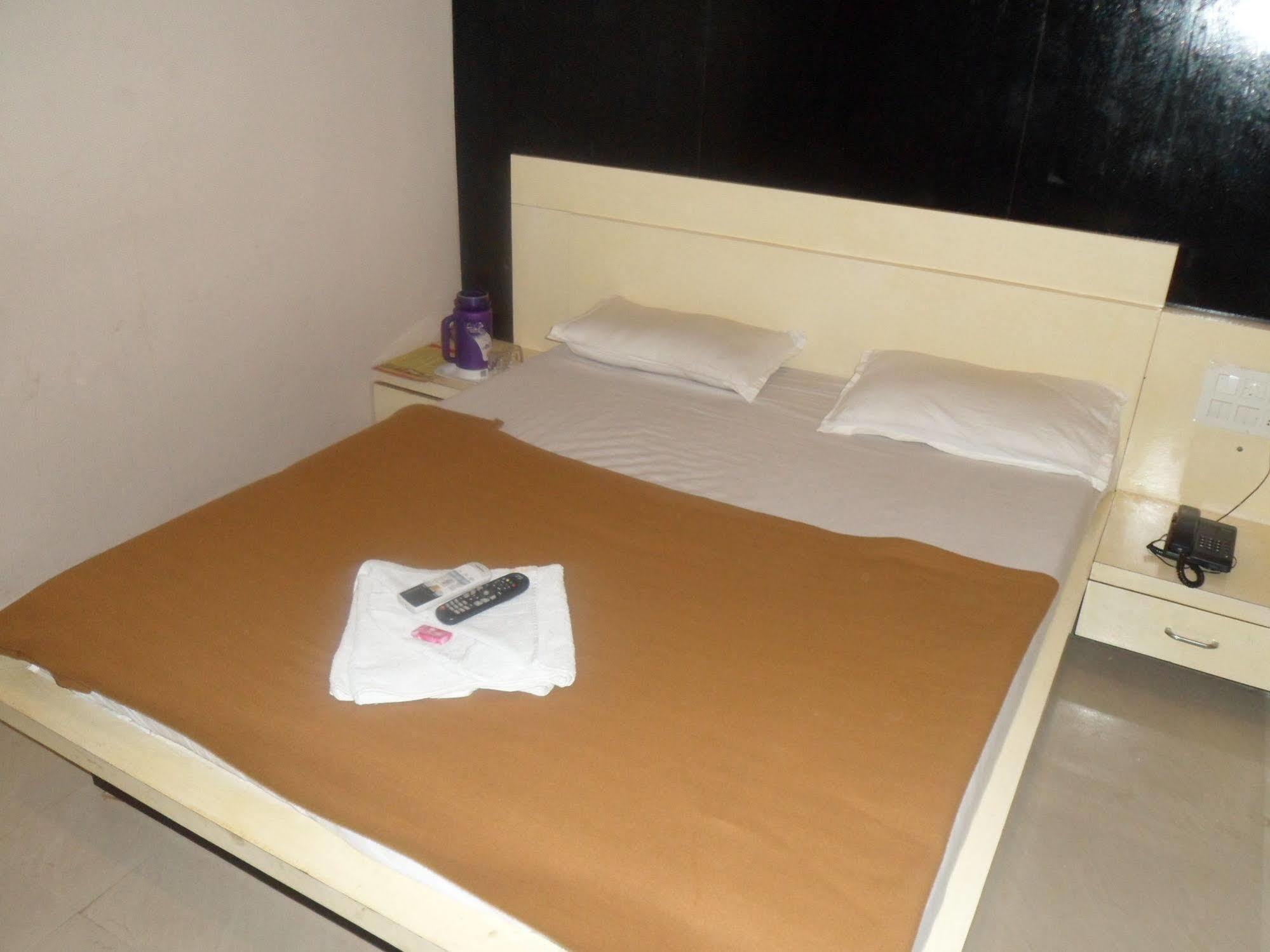 Hotel Canada Palace Watuwa 外观 照片